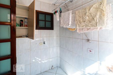 Casa à venda com 250m², 3 quartos e 4 vagasÁrea de Serviço