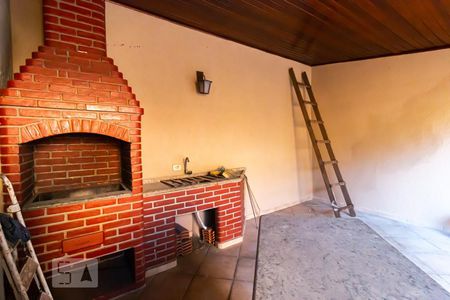 Casa à venda com 250m², 3 quartos e 4 vagasÁrea comum - Churrasqueira