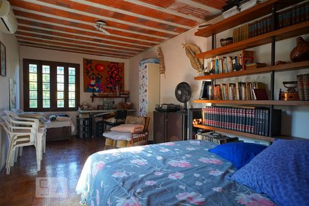 Casa à venda com 181m², 3 quartos e 2 vagasQuarto