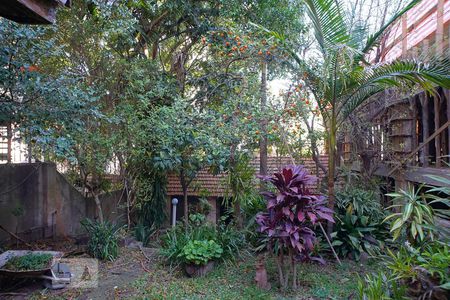 Casa à venda com 181m², 3 quartos e 2 vagasPatio