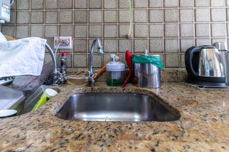 Apartamento à venda com 75m², 2 quartos e 2 vagasCozinha - Pia