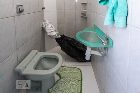 Casa à venda com 225m², 3 quartos e 2 vagasbanheiro