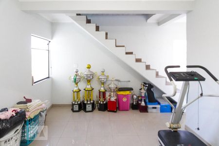 Casa à venda com 225m², 3 quartos e 2 vagasHall