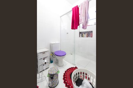 Casa à venda com 225m², 3 quartos e 2 vagasBanheiro Suite 02