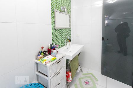 Casa à venda com 225m², 3 quartos e 2 vagasBanheiro de Suite