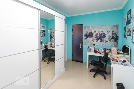 Casa à venda com 225m², 3 quartos e 2 vagasSuite 02