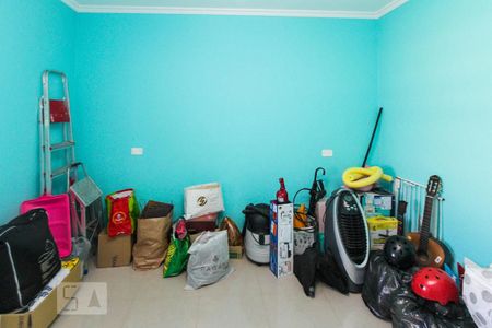 Casa à venda com 225m², 3 quartos e 2 vagasQuarto