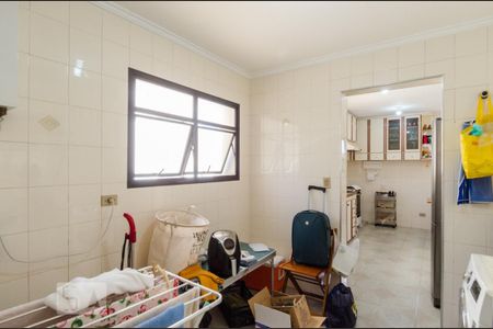 Apartamento à venda com 187m², 4 quartos e 3 vagas Apartamento à venda com 187m², 4 quartos e 3 vagasÁrea de serviço