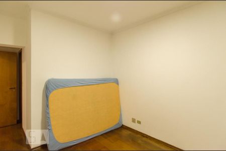 Apartamento à venda com 187m², 4 quartos e 3 vagas Apartamento à venda com 187m², 4 quartos e 3 vagasQuarto da suíte