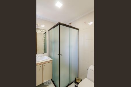 Apartamento à venda com 187m², 4 quartos e 3 vagas Apartamento à venda com 187m², 4 quartos e 3 vagasBanheiro da suíte