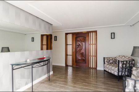 Apartamento à venda com 187m², 4 quartos e 3 vagas Apartamento à venda com 187m², 4 quartos e 3 vagasÁrea comum