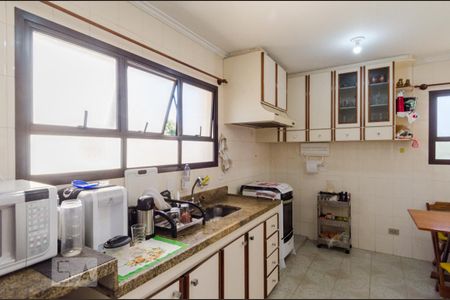 Apartamento à venda com 187m², 4 quartos e 3 vagas Apartamento à venda com 187m², 4 quartos e 3 vagasCozinha