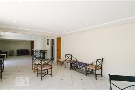 Apartamento à venda com 187m², 4 quartos e 3 vagas Apartamento à venda com 187m², 4 quartos e 3 vagasÁrea comum