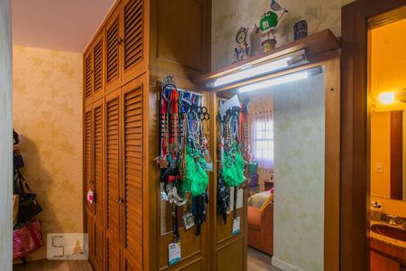 Casa à venda com 400m², 4 quartos e 4 vagas Casa à venda com 400m², 4 quartos e 4 vagasSuite 02