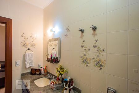 Casa à venda com 400m², 4 quartos e 4 vagas Casa à venda com 400m², 4 quartos e 4 vagasBanheiro do Andar Superior