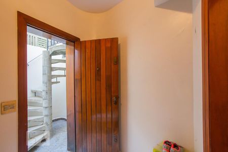 Casa à venda com 400m², 4 quartos e 4 vagas Casa à venda com 400m², 4 quartos e 4 vagasQuarto de Serviço