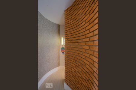 Casa à venda com 400m², 4 quartos e 4 vagas Casa à venda com 400m², 4 quartos e 4 vagasEntrada Lavabo