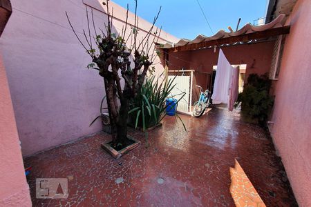 Casa à venda com 350m², 3 quartos e 5 vagas Casa à venda com 350m², 3 quartos e 5 vagasÁrea Externa
