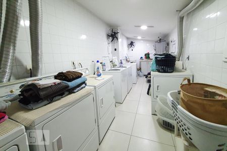 Apartamento para alugar com 41m², 1 quarto e 1 vagaÁrea comum - Lavanderia
