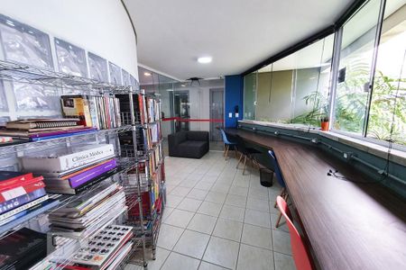 Apartamento para alugar com 41m², 1 quarto e 1 vagaÁrea comum - Sala de Estudos