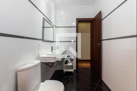 Casa à venda com 250m², 3 quartos e 2 vagasBanheiro Social