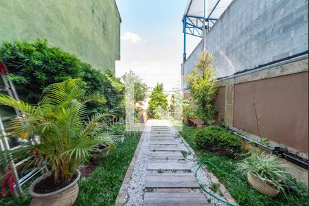 Casa à venda com 250m², 3 quartos e 2 vagasQuintal - Jardim