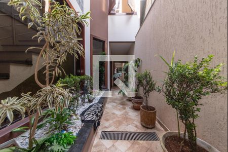 Casa à venda com 250m², 3 quartos e 2 vagasCorredor de Entrada