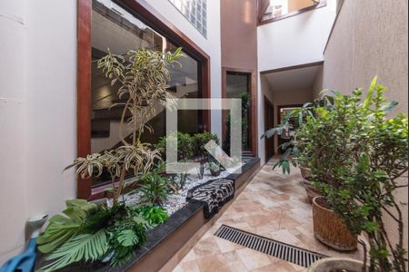 Casa à venda com 250m², 3 quartos e 2 vagasCorredor de Entrada