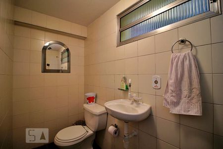 Casa à venda com 202m², 3 quartos e 3 vagasBanheiro 3