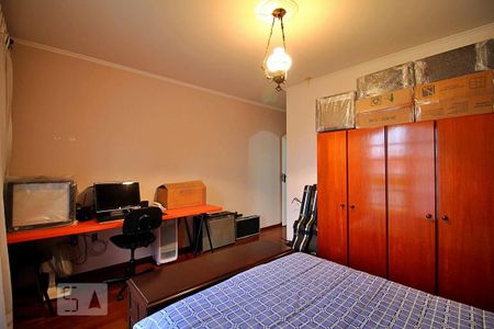 Casa à venda com 202m², 3 quartos e 3 vagasQuarto Suíte