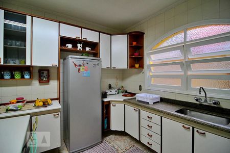 Casa à venda com 202m², 3 quartos e 3 vagasCozinha