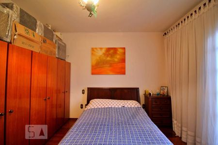 Casa à venda com 202m², 3 quartos e 3 vagasQuarto Suíte