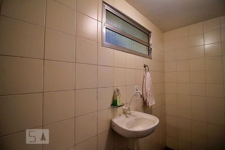 Casa à venda com 202m², 3 quartos e 3 vagasBanheiro 3