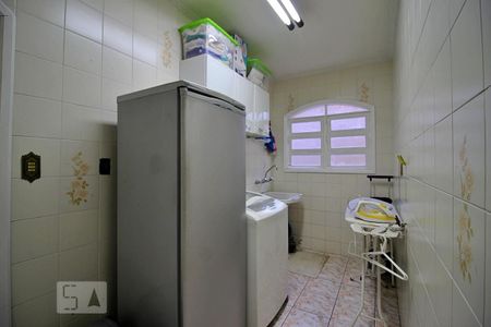 Casa à venda com 202m², 3 quartos e 3 vagasLavanderia