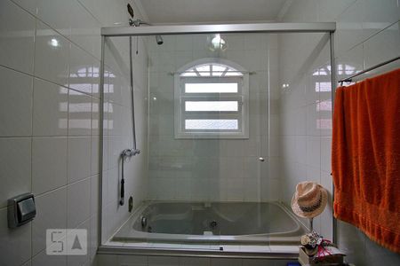 Casa à venda com 202m², 3 quartos e 3 vagasBanheiro da Suíte