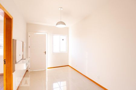 Sala/Cozinha de casa de condomínio para alugar com 2 quartos, 48m² em Hípica, Porto Alegre