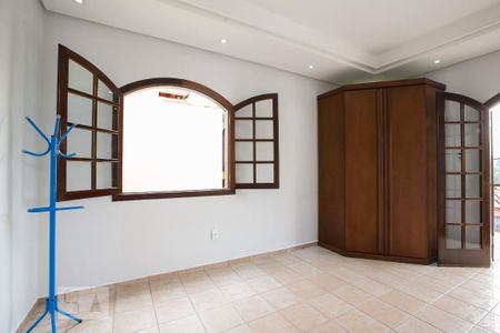 Casa para alugar com 332m², 5 quartos e 2 vagas Casa para alugar com 332m², 5 quartos e 2 vagasSuíte 1