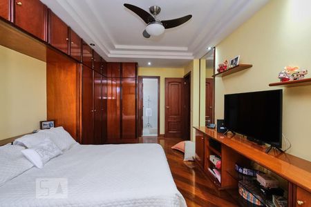 Apartamento à venda com 485m², 5 quartos e 4 vagas Apartamento à venda com 485m², 5 quartos e 4 vagasSuíte 1