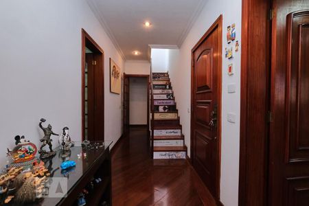 Apartamento à venda com 485m², 5 quartos e 4 vagas Apartamento à venda com 485m², 5 quartos e 4 vagasCorredor