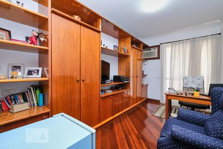Apartamento à venda com 485m², 5 quartos e 4 vagas Apartamento à venda com 485m², 5 quartos e 4 vagasQuarto 1