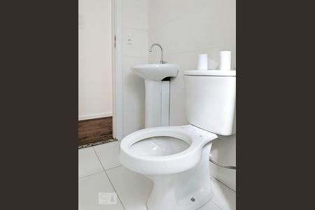 Apartamento para alugar com 40m², 2 quartos e sem vagaBanheiro