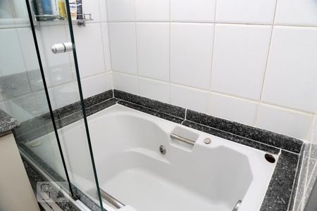 Apartamento à venda com 128m², 3 quartos e 3 vagasBanheiro da Suíte