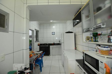Apartamento à venda com 72m², 2 quartos e sem vagaCozinha