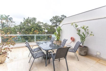 Casa à venda com 200m², 3 quartos e 4 vagasQuintal