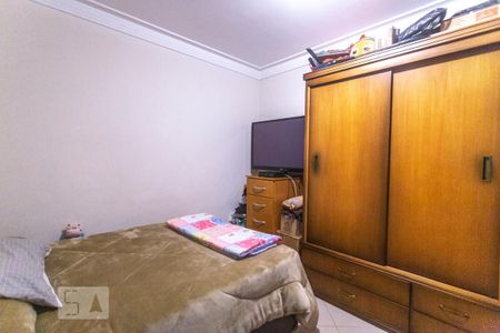Casa à venda com 200m², 3 quartos e 4 vagasSuíte 2