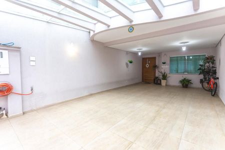 Casa à venda com 200m², 3 quartos e 4 vagasGaragem