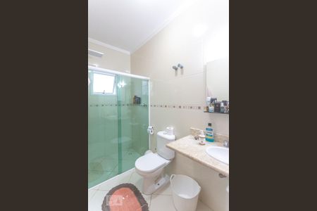 Casa à venda com 200m², 3 quartos e 4 vagasBanheiro suíte