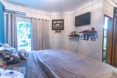 Casa à venda com 200m², 3 quartos e 4 vagasSuíte 3