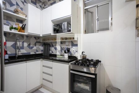 Apartamento à venda com 70m², 2 quartos e 1 vaga Apartamento à venda com 70m², 2 quartos e 1 vagaCozinha