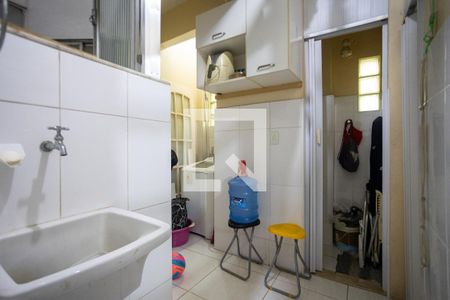 Apartamento à venda com 70m², 2 quartos e 1 vaga Apartamento à venda com 70m², 2 quartos e 1 vagaÁrea de Serviço